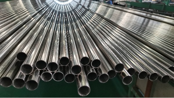 你知道空调冷凝器有用到哪些胜游体育管吗?
