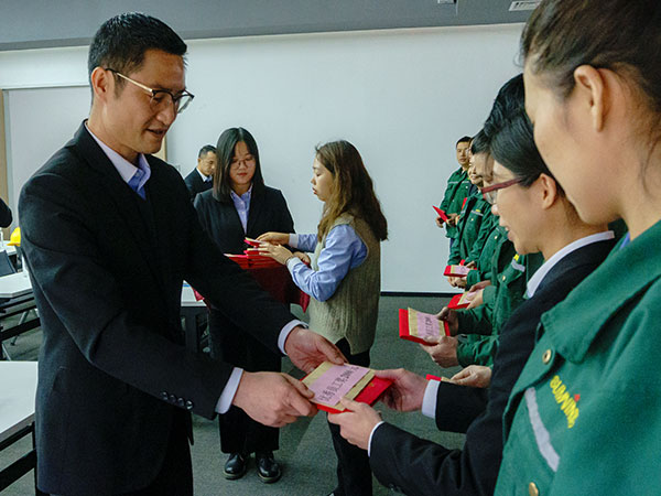 胜游体育(中国)官方在线集团人力资源
