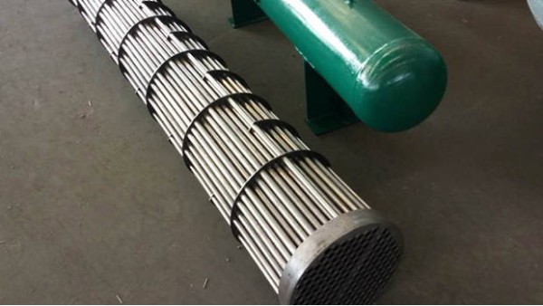 山东某电厂冷凝器铜管换胜游体育管改造方案